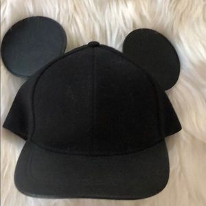 Black Mickey Mouse hat